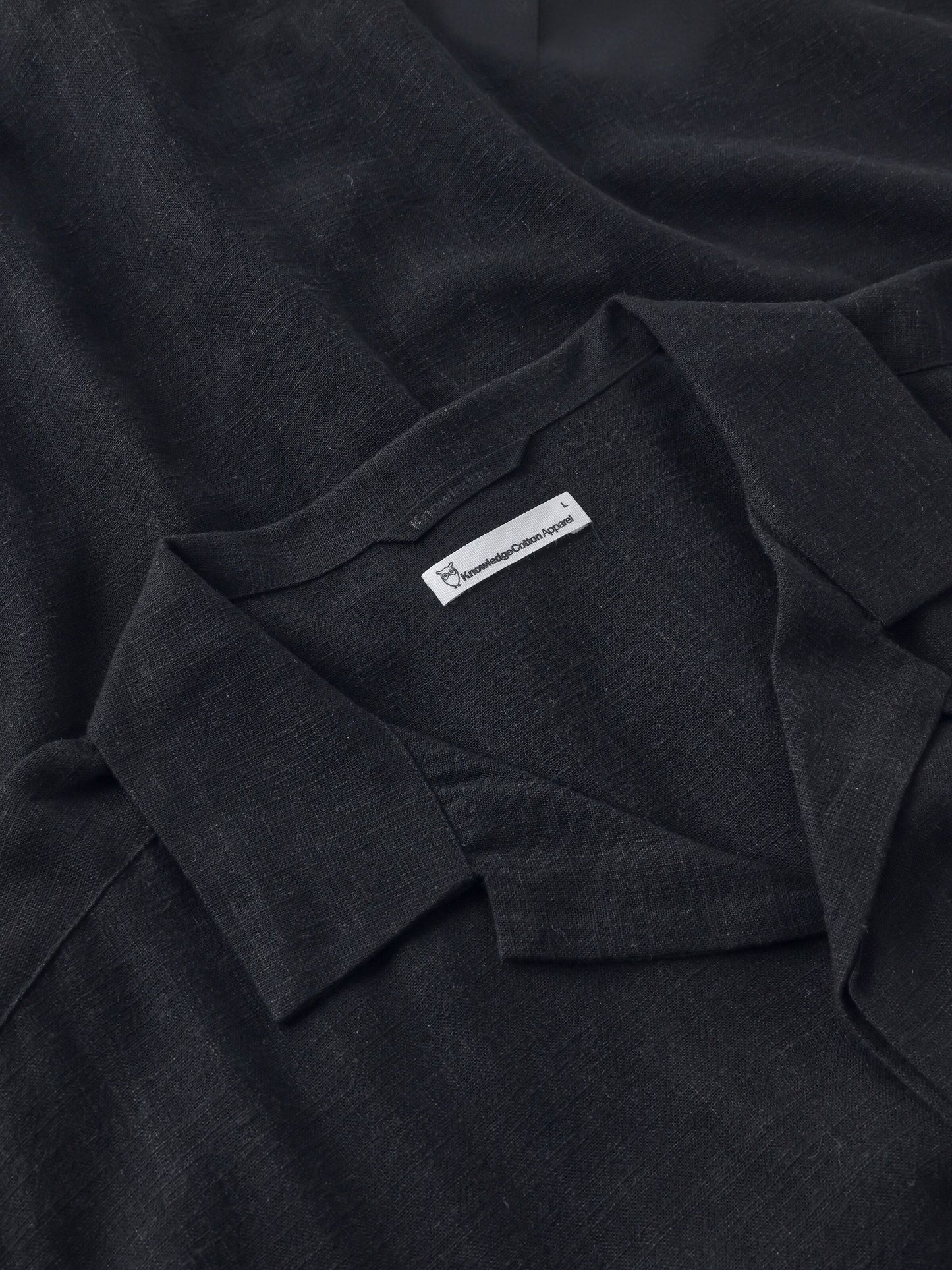 KCA - Relaxed Linen-mix short sleeve shirt Black Jet - WERTE FREUNDE