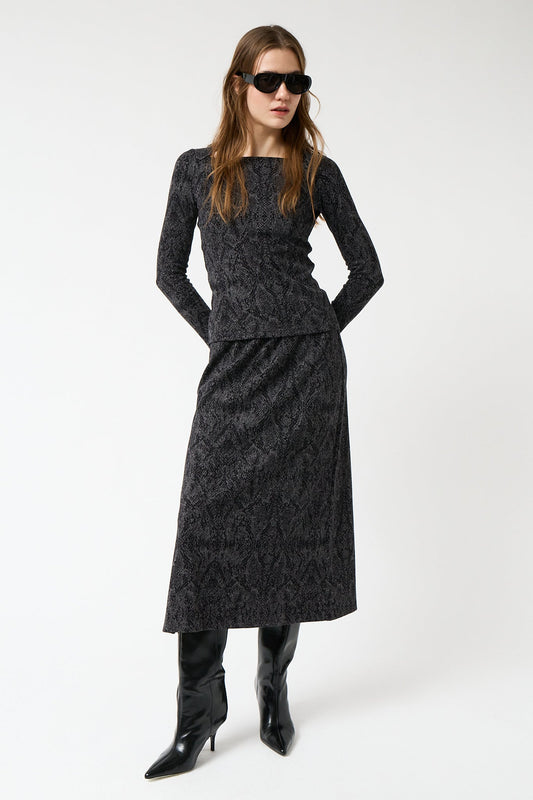 amt. - Serp Long Top Serp Print