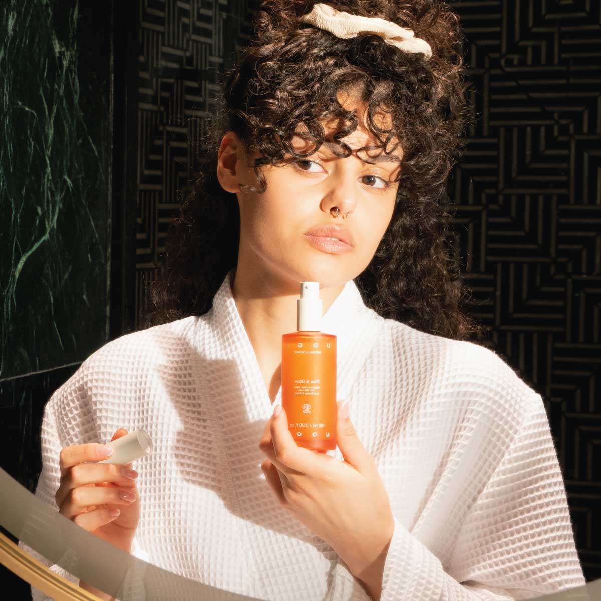 UOGA UOGA - Rise & Glow - Face Wash with 2% AHA 100ml