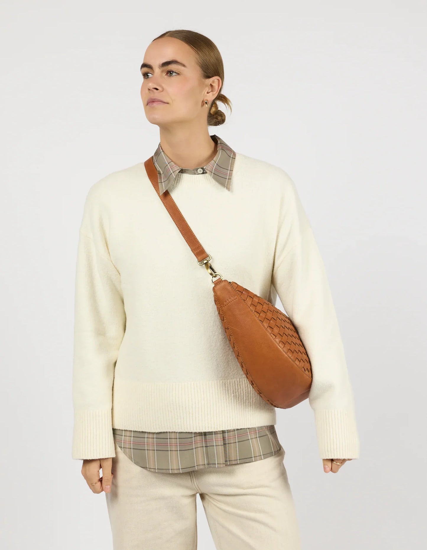O MY BAG - Leo Maxi Woven Wild Oak Woven Soft Grain Leather - WERTE FREUNDE