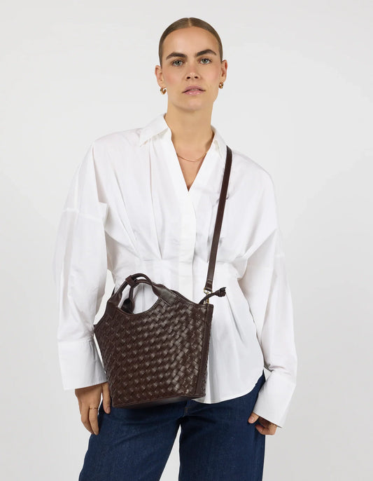 O MY BAG - Mara Midi Chocolate Woven Classic Leather - WERTE FREUNDE