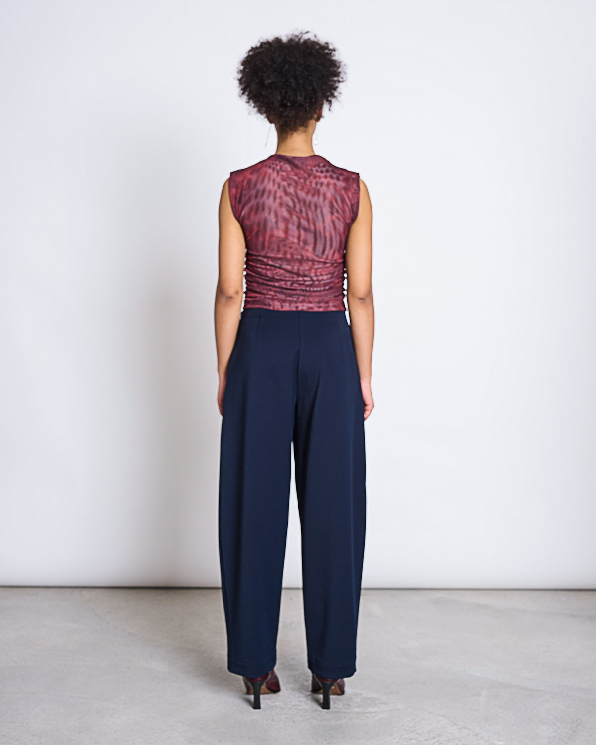 JAN N JUNE - LAGUNA RUFFLE MESH TOP carmine curl