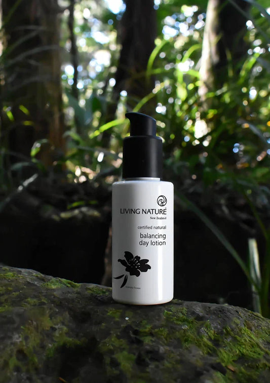 Living Nature - BALANCING DAY LOTION 60ml - WERTE FREUNDE