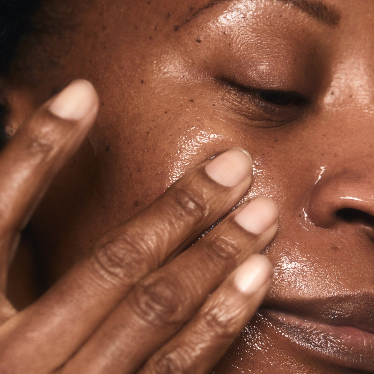 MADARA - AGE PRO Hydra Firm Hyaluron jelly 75ml - WERTE FREUNDE