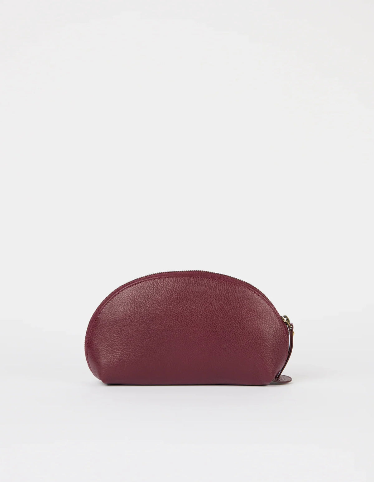 O MY BAG - Make up Case Medium - Dark Cherry Soft Grain - WERTE FREUNDE