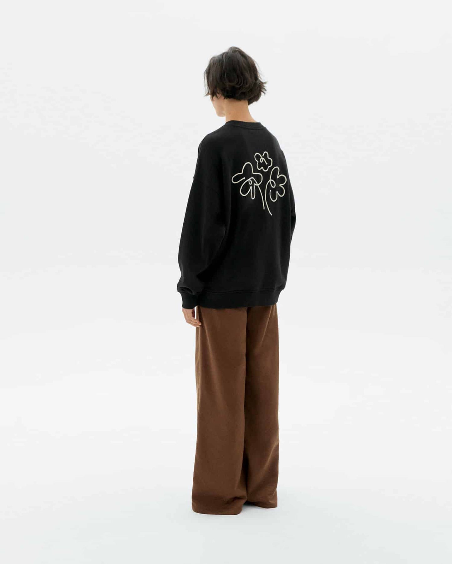 Thinking MU - FLOWER ROPE BLACK JIMENA SWEATSHIRT BLACK - WERTE FREUNDE