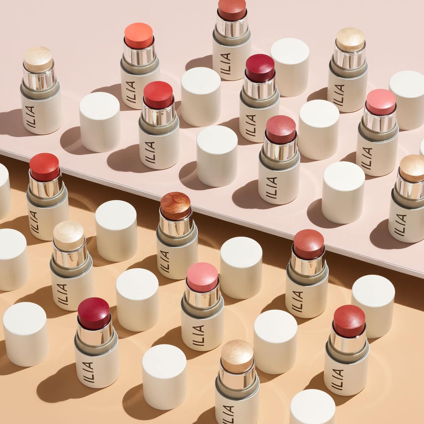 ILIA - MULTI-STICK & ILLUMINATOR 5 g - WERTE FREUNDE