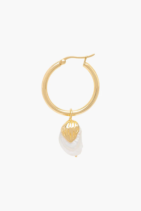Wildthings - Pearl leaf earring gold plated