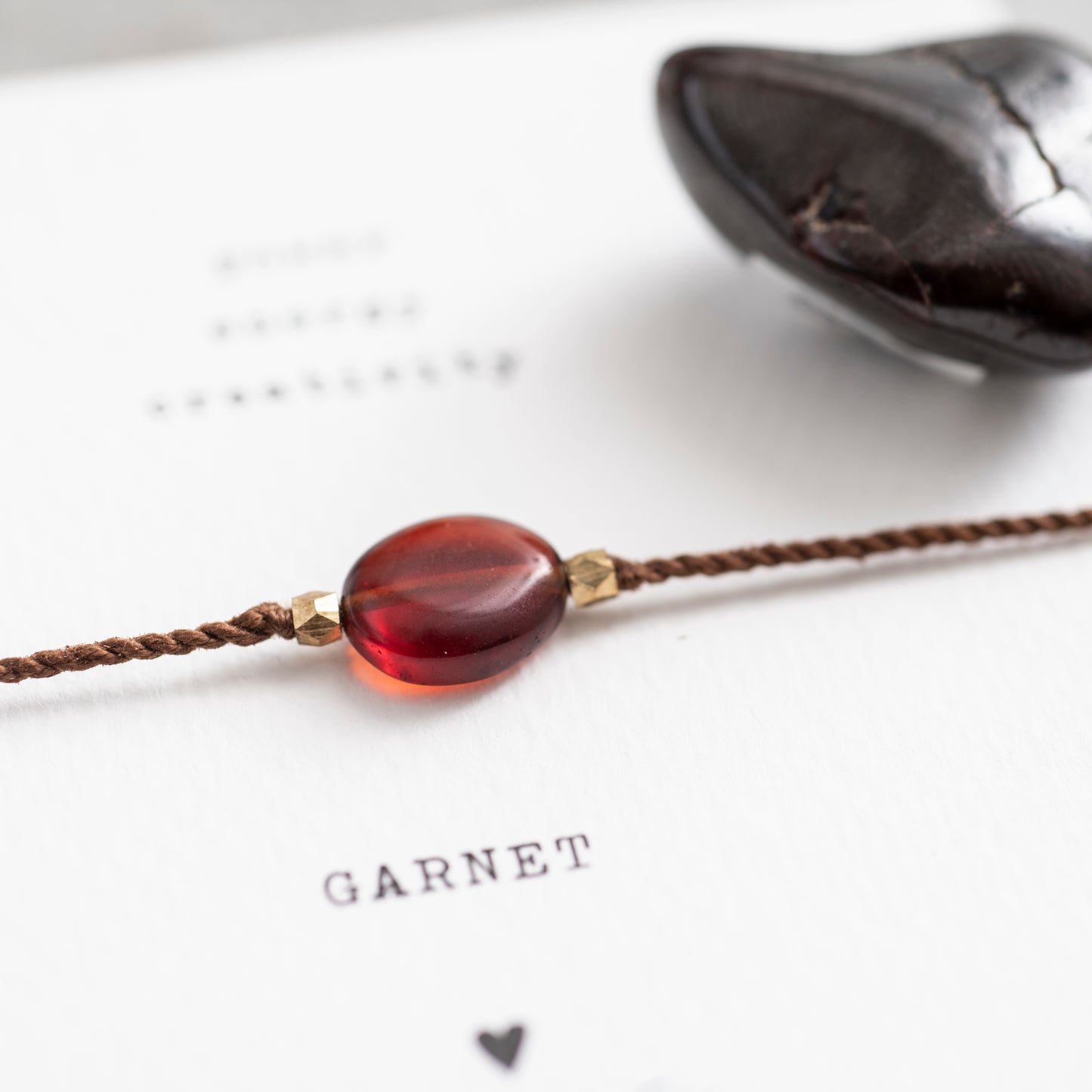 a beautiful story - Gemstone Card Garnet goldfarben Armband - WERTE FREUNDE