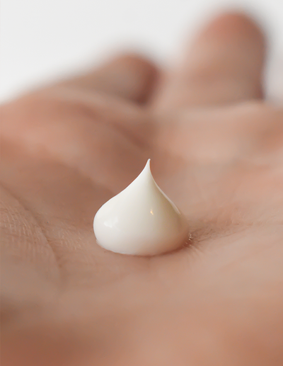 Living Nature - SENSITIVE DAY MOISTURE 50ml - WERTE FREUNDE