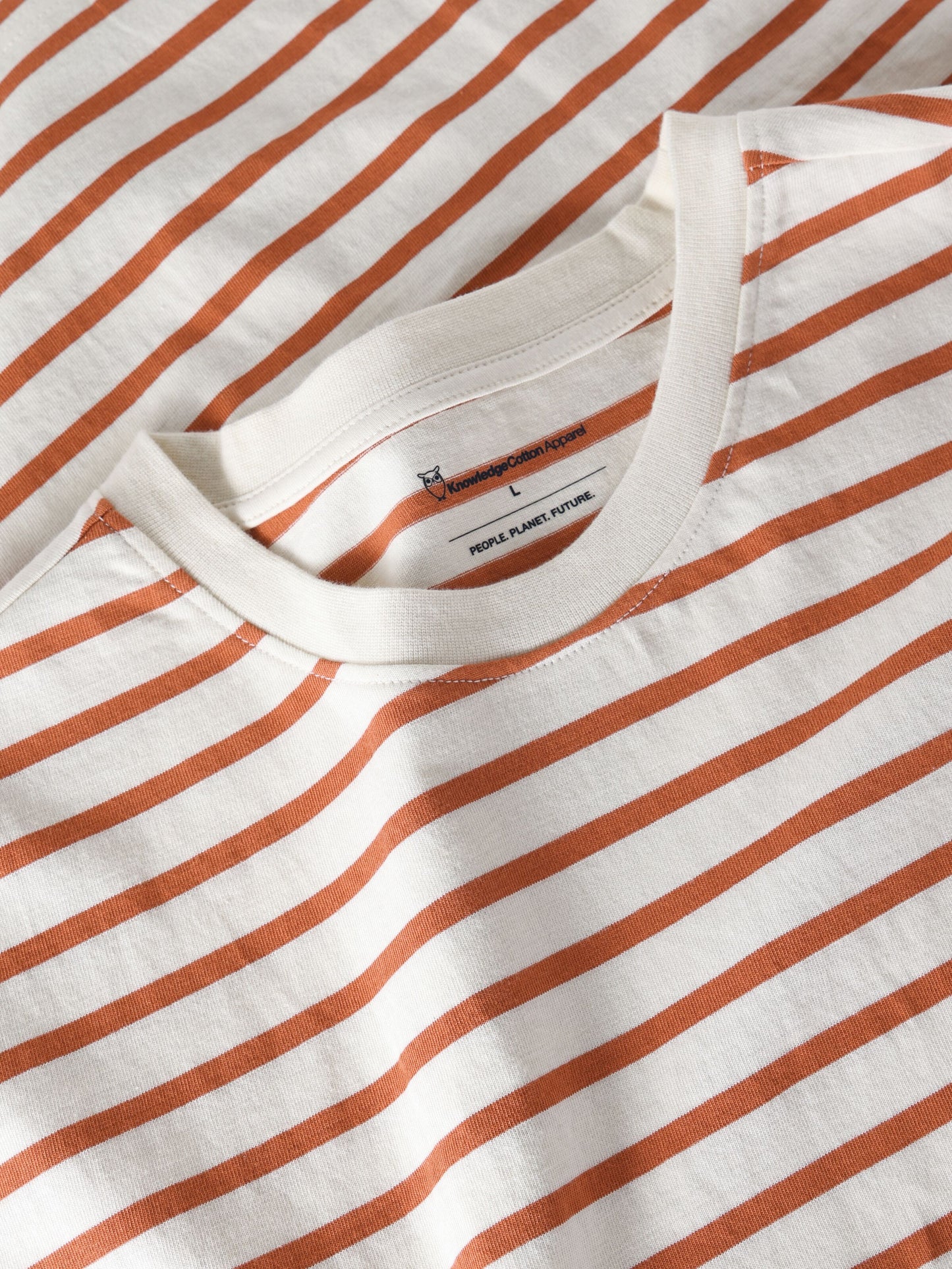 KCA - Loose striped t-shirt Red Stripe - WERTE FREUNDE