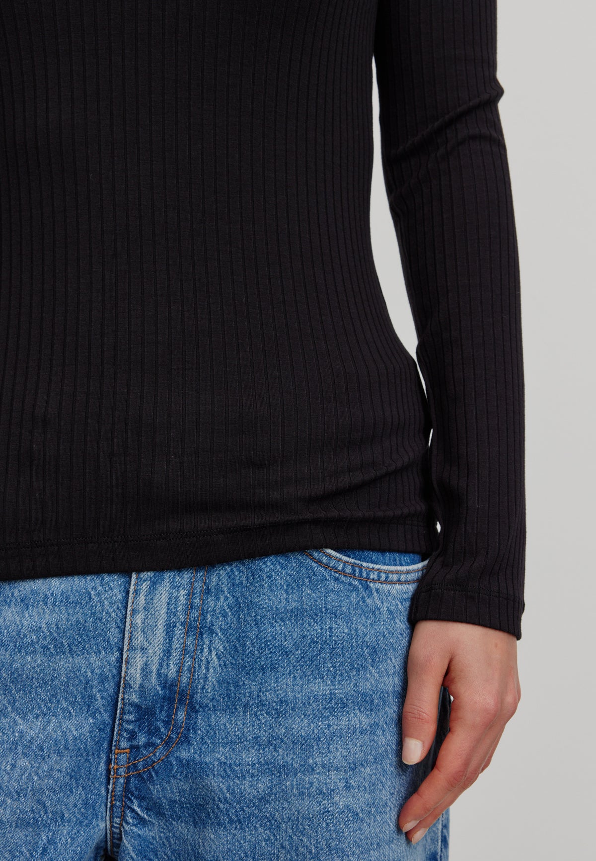 recolution - STELLA Longsleeve black
