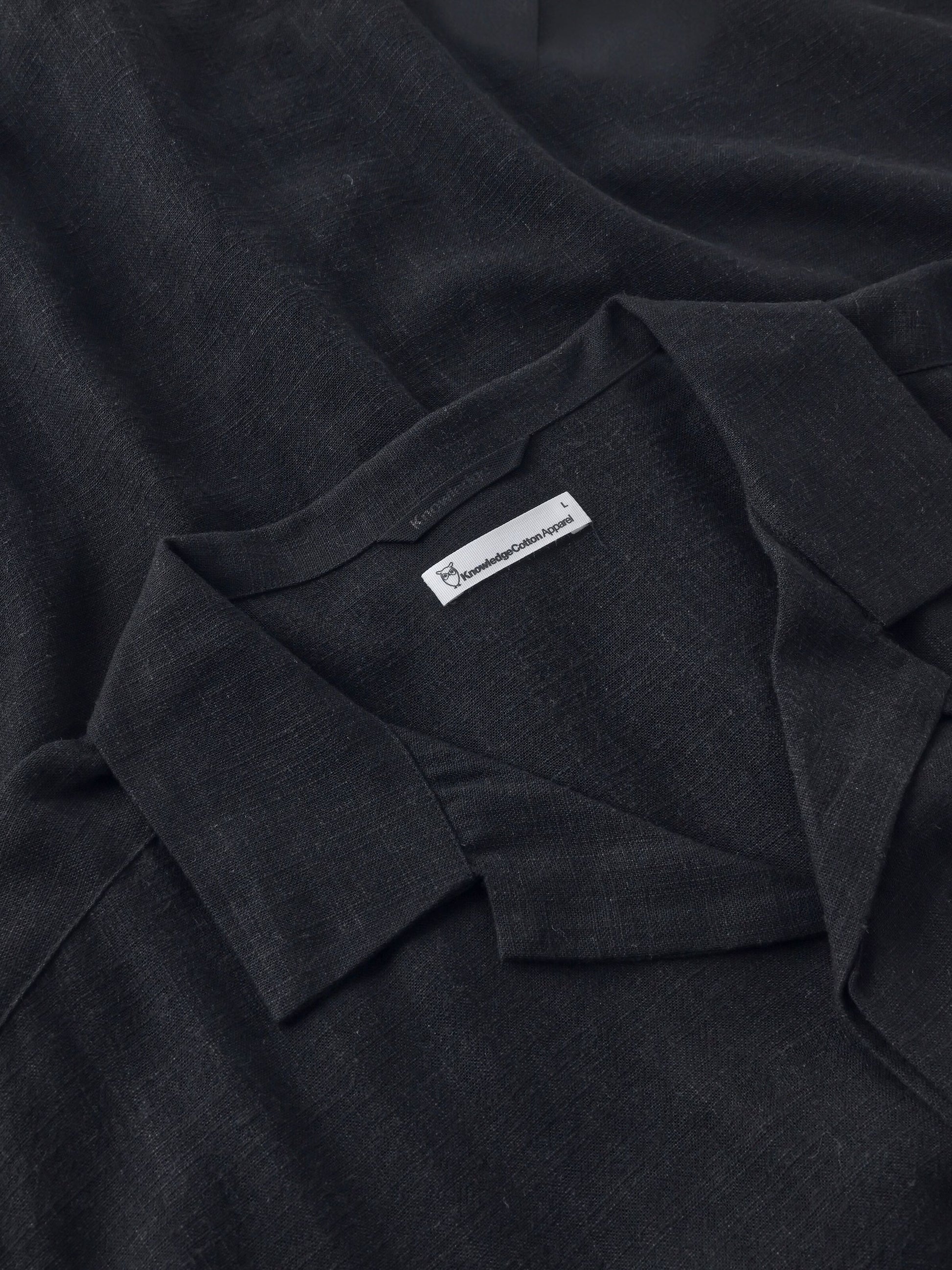 KCA - Relaxed Linen-mix short sleeve shirt Black Jet - WERTE FREUNDE