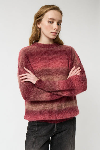 amt. - Blossom Jersey Burgundy Gradient
