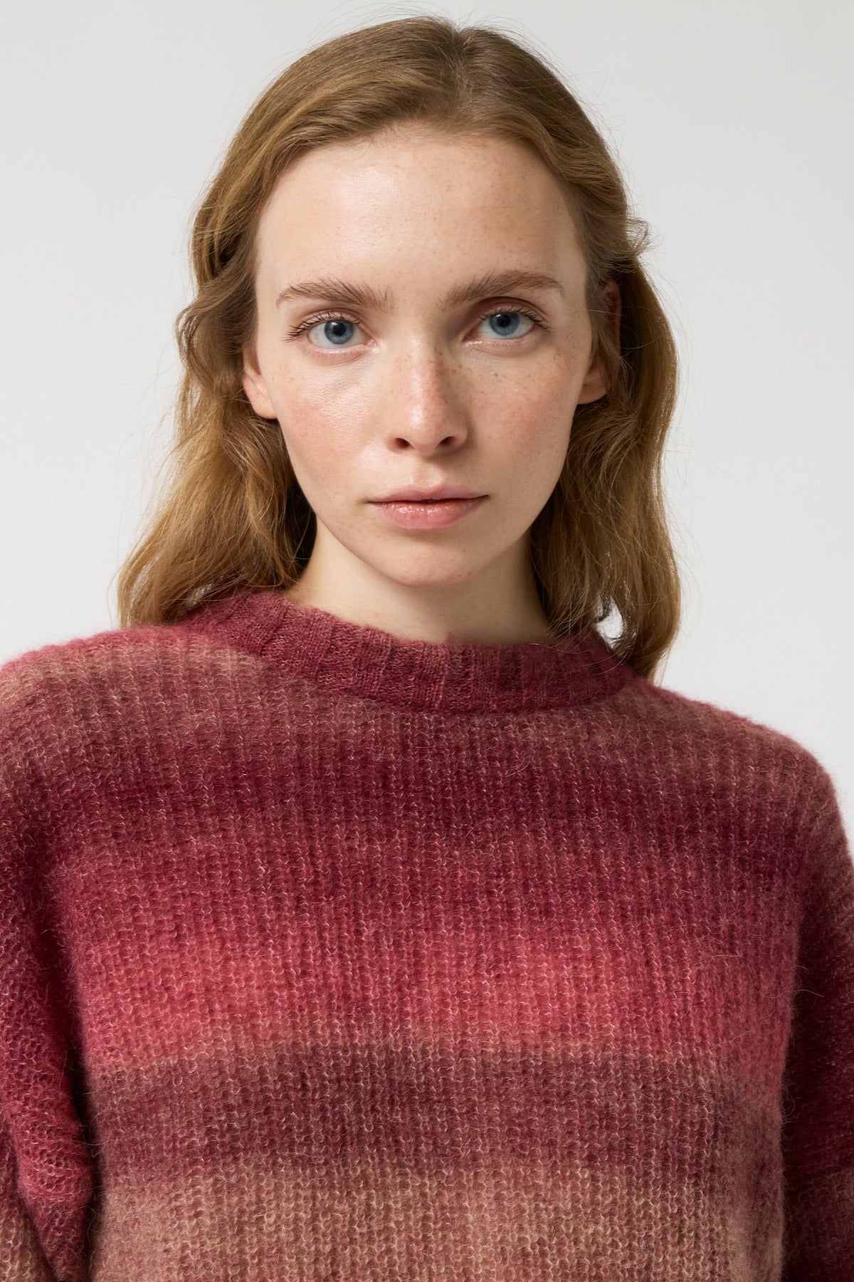 amt. - Blossom Jersey Burgundy Gradient