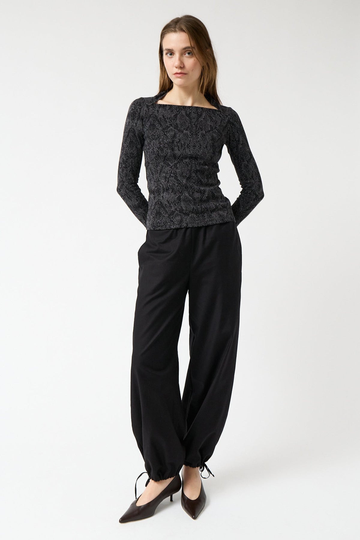 amt. - Serp Long Top Serp Print