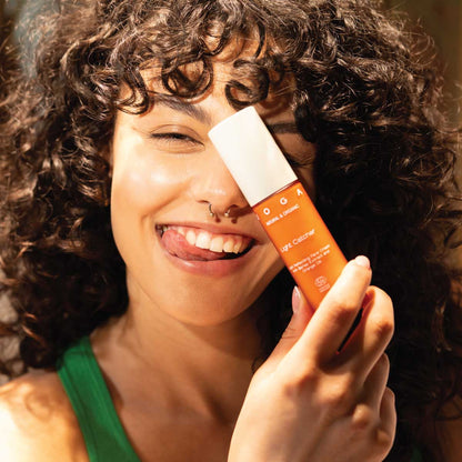 UOGA UOGA - Light Catcher - Face Cream with Barley Extract and Orange Oil 30ml