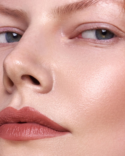 MADARA - VELVET WEAR Matte Cream Lipstick 3,8g