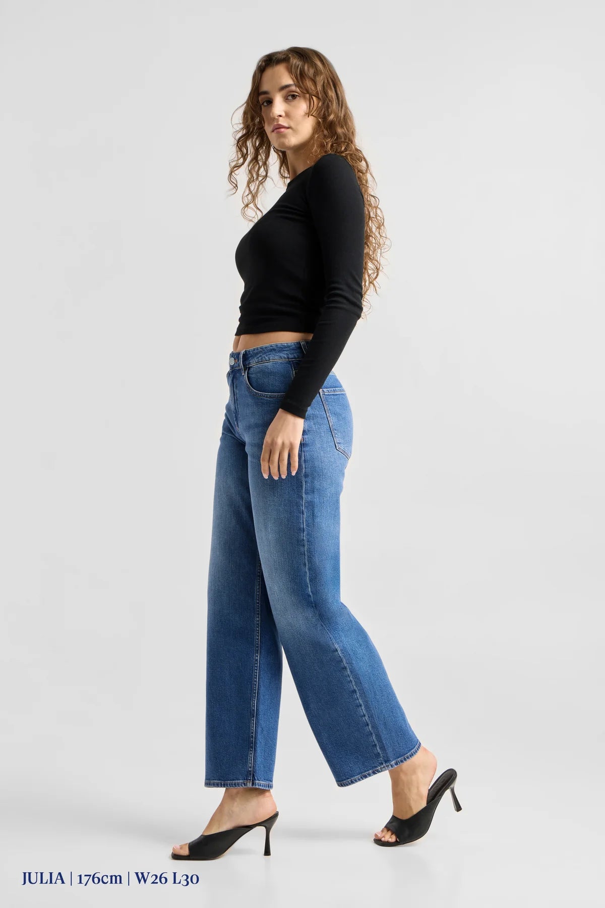 Dawn Denim - ASH Barrel Leg Minimal Stretch - Classic Medium Blue