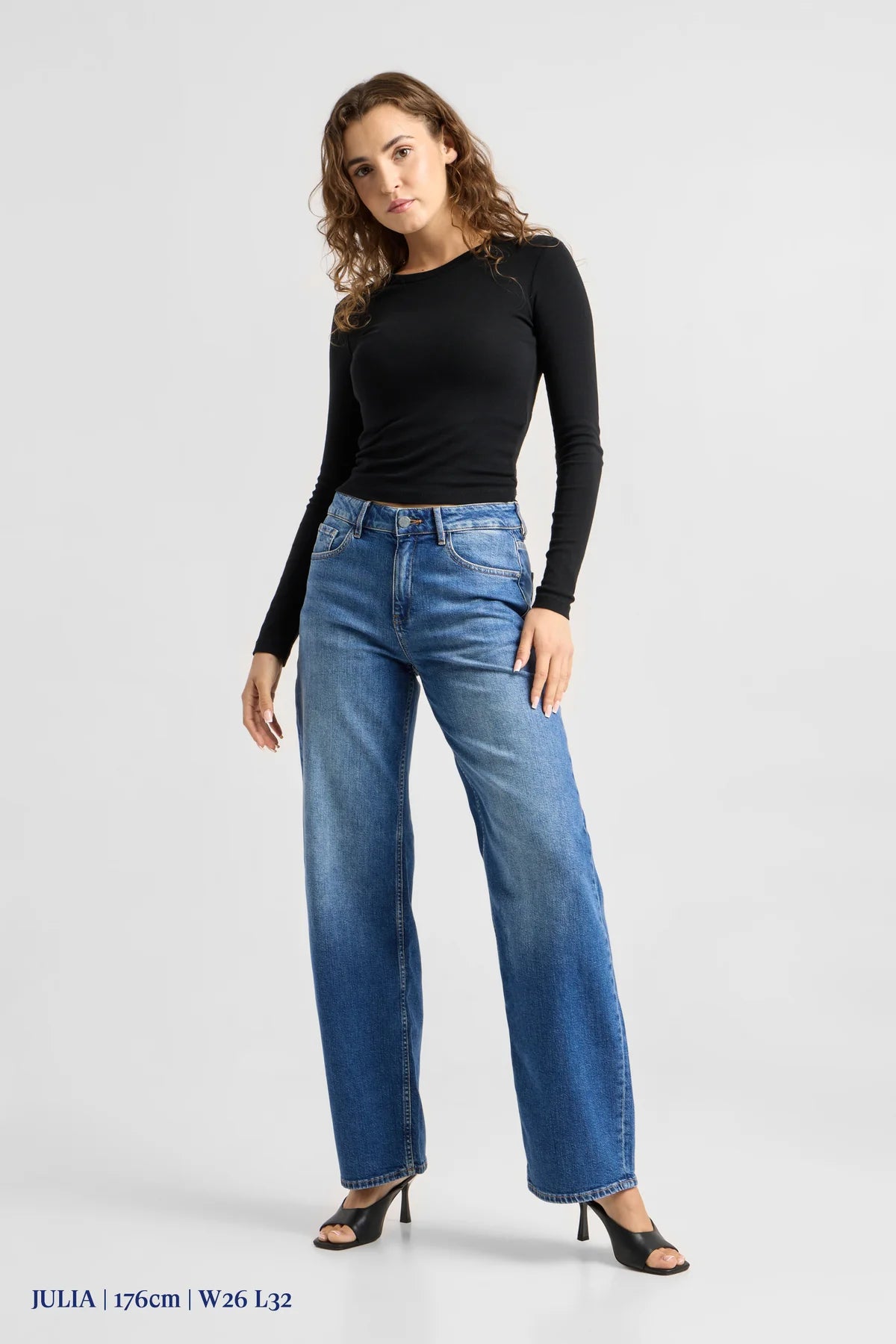 Dawn Denim - ASH Barrel Leg Minimal Stretch - Classic Medium Blue