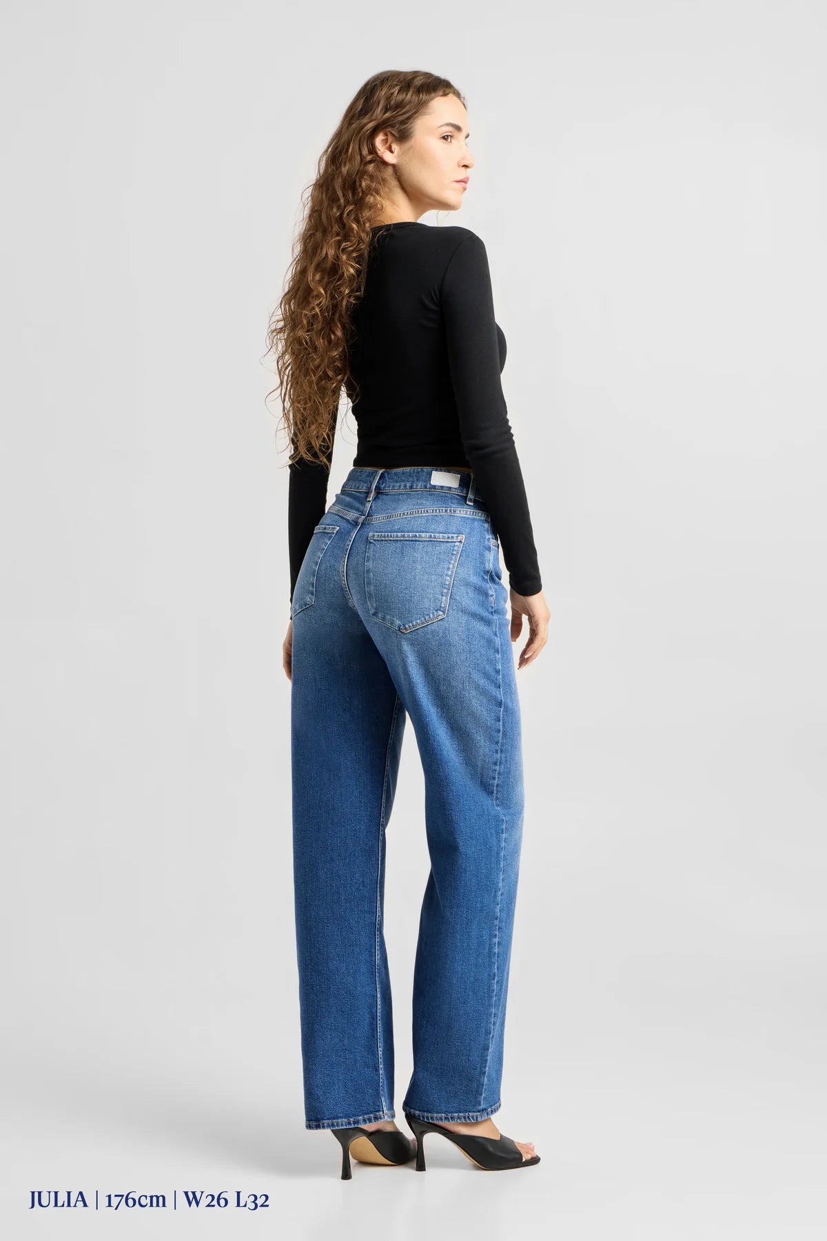 Dawn Denim - ASH Barrel Leg Minimal Stretch - Classic Medium Blue
