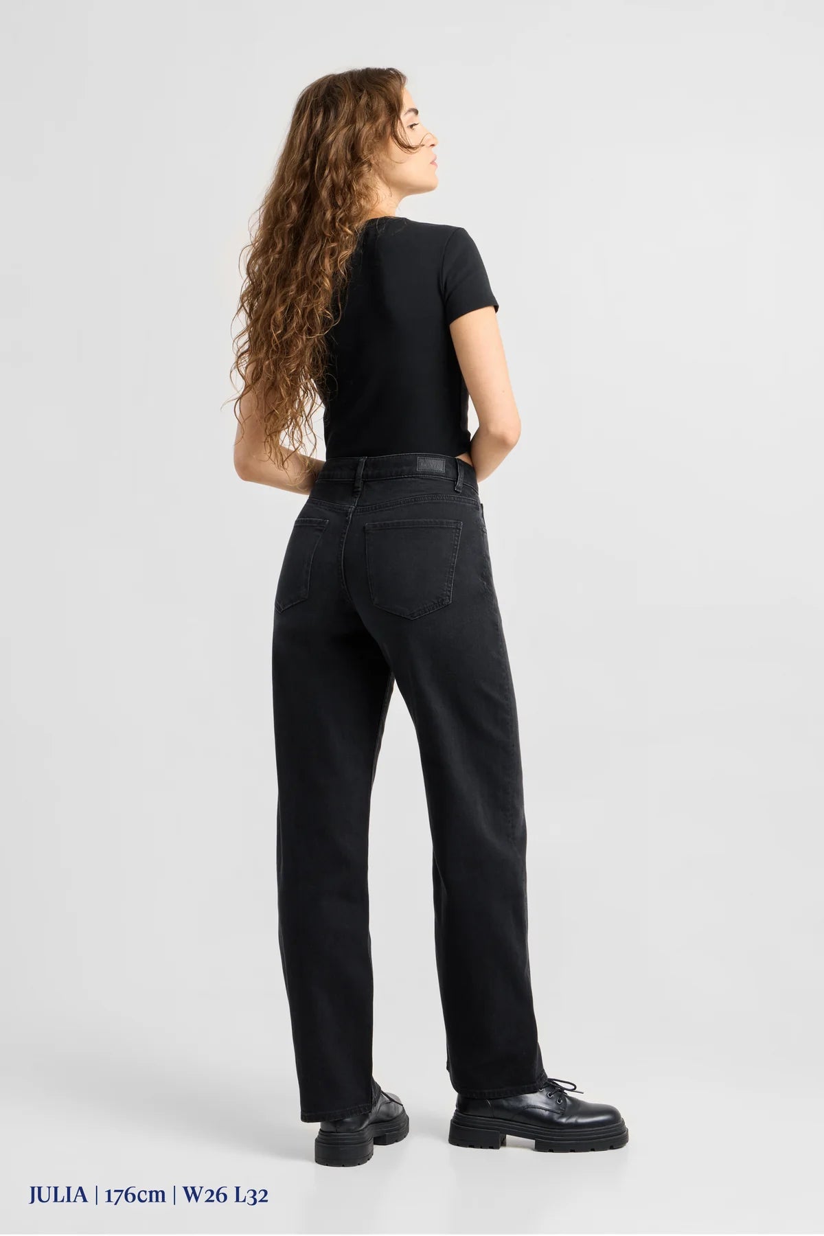 Dawn Denim - ASH Barrel Leg Minimal Stretch - Classic Black Denim