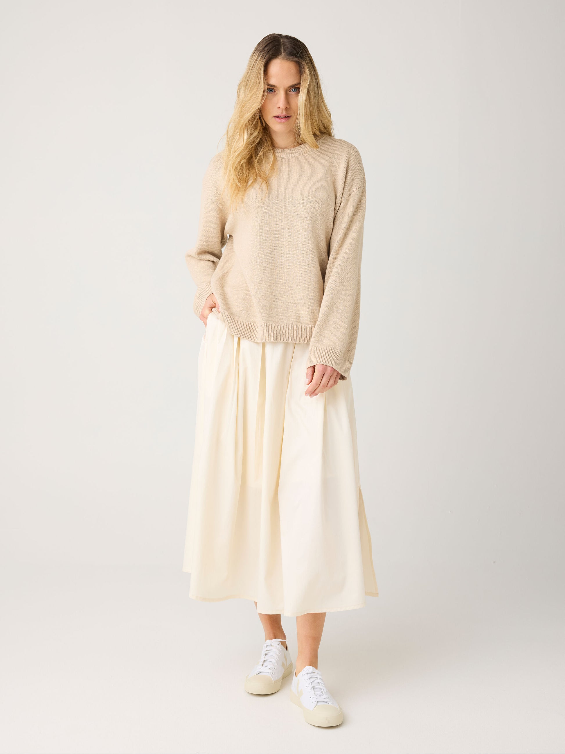 KCA - Satin pleat skirt Egret - WERTE FREUNDE