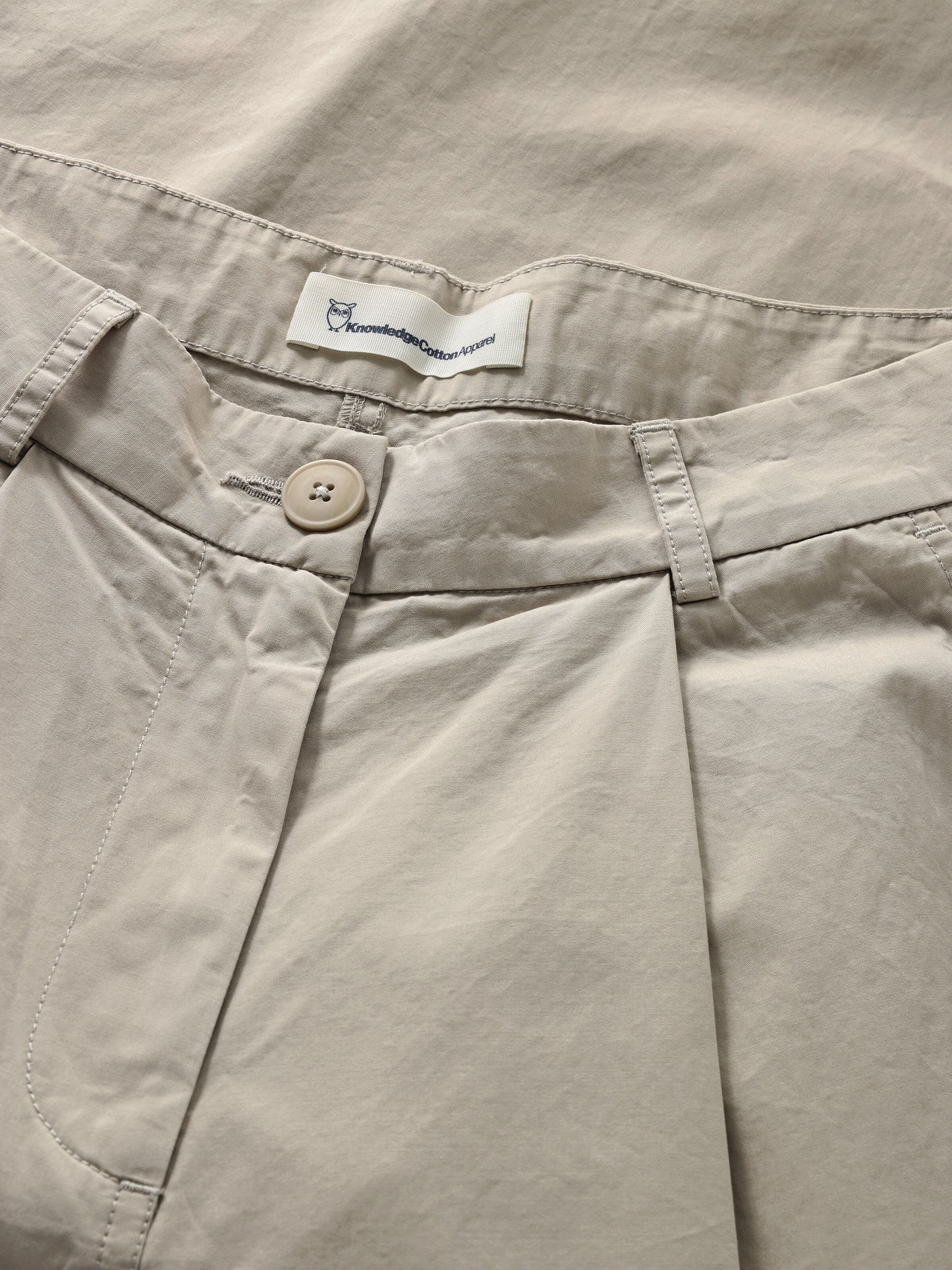 KCA - Poplin pleat pants Light feather gray - WERTE FREUNDE