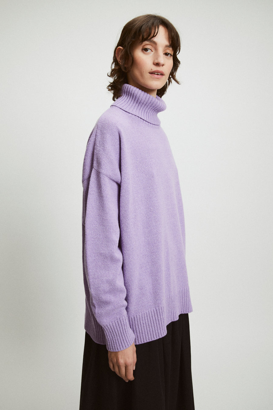 RITA ROW TETON Oversize Turtleneck Sweater LILAC WERTE FREUNDE