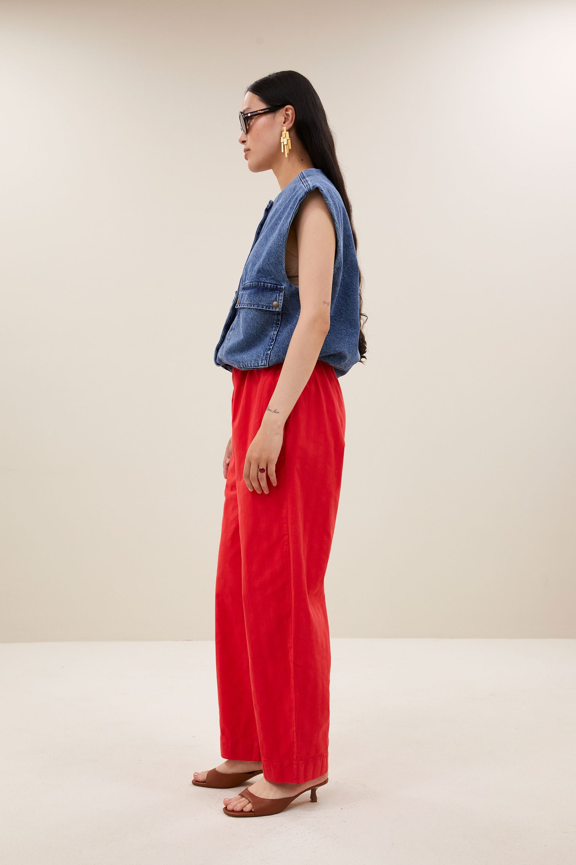 by-bar - Maggie denim sleeveless jacket mid denim - WERTE FREUNDE