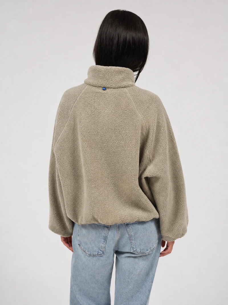 embassy - CALI FLEECE JACKET PALE OLIVE