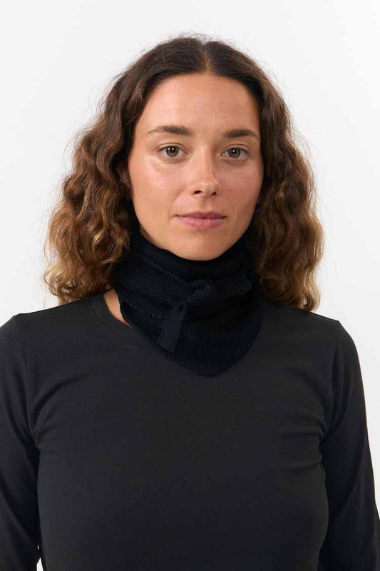 Suite 13 - ALMA SCARF BLACK
