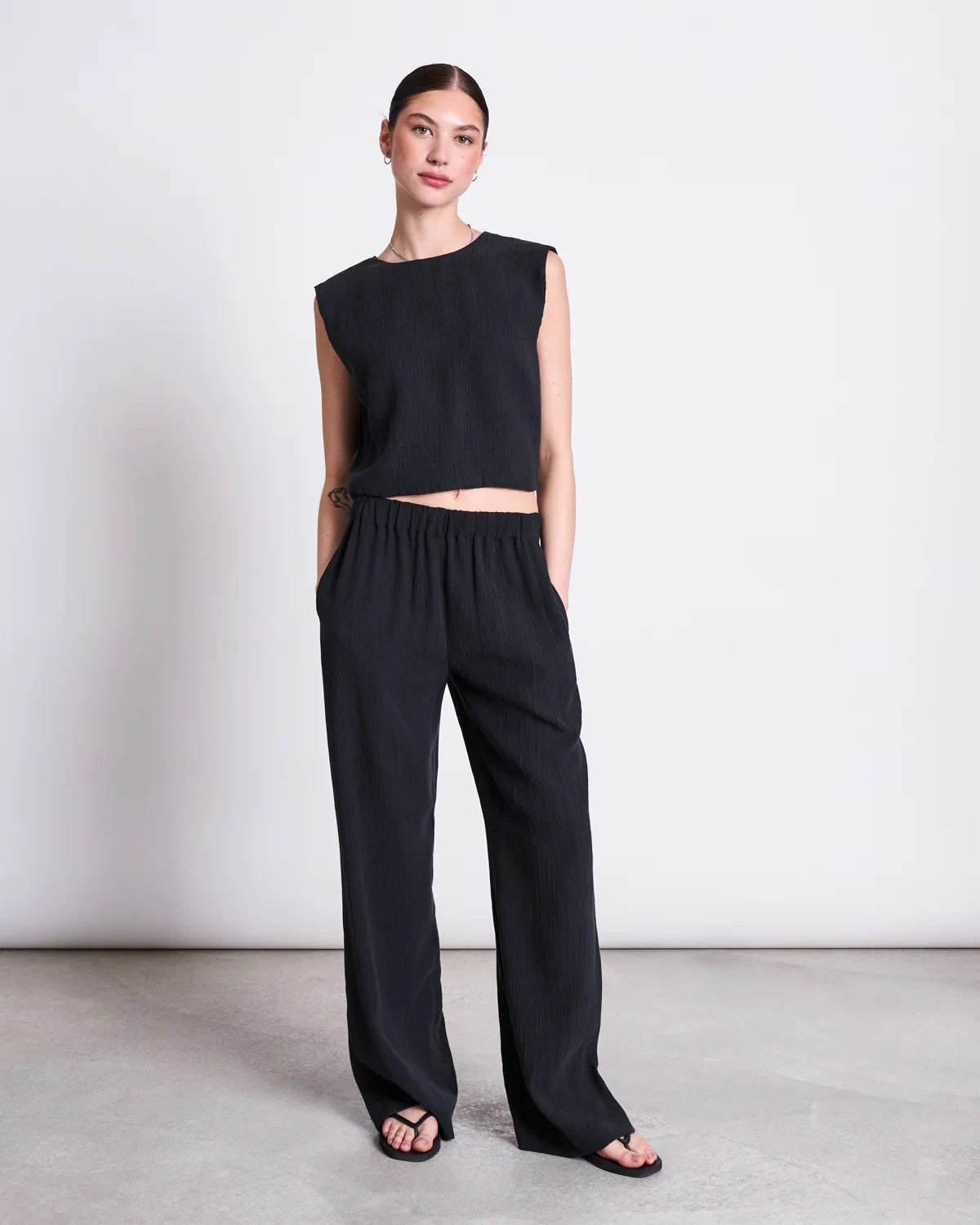 JAN N JUNE - STROGET Crinkle Tie Top black - WERTE FREUNDE