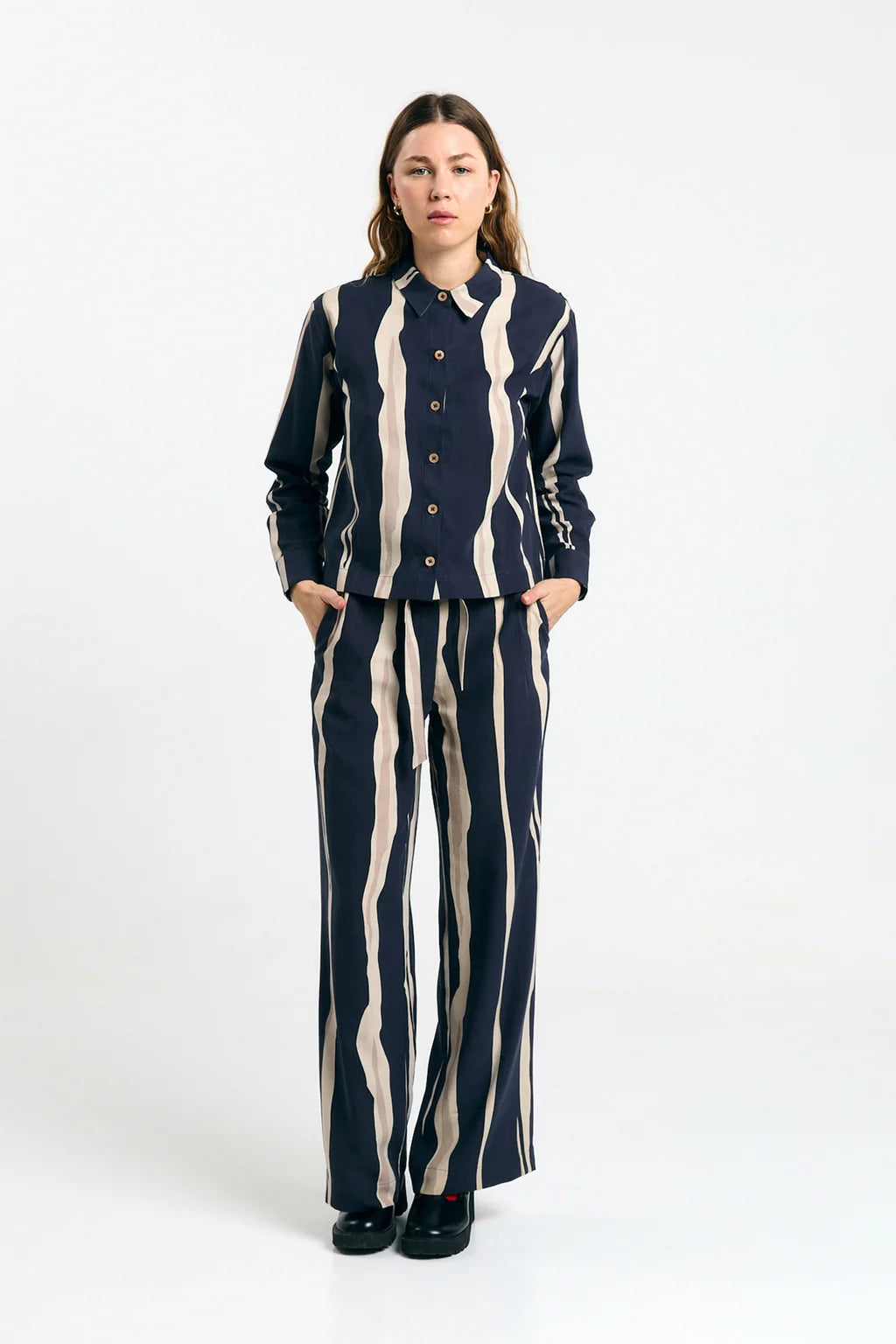 Suite 13 - LISBOA SHIRT PRINT FLYSCH