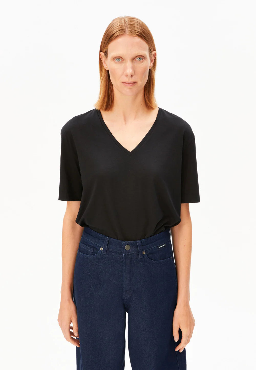 Armedangels - V-NECK T-SHIRT black - WERTE FREUNDE