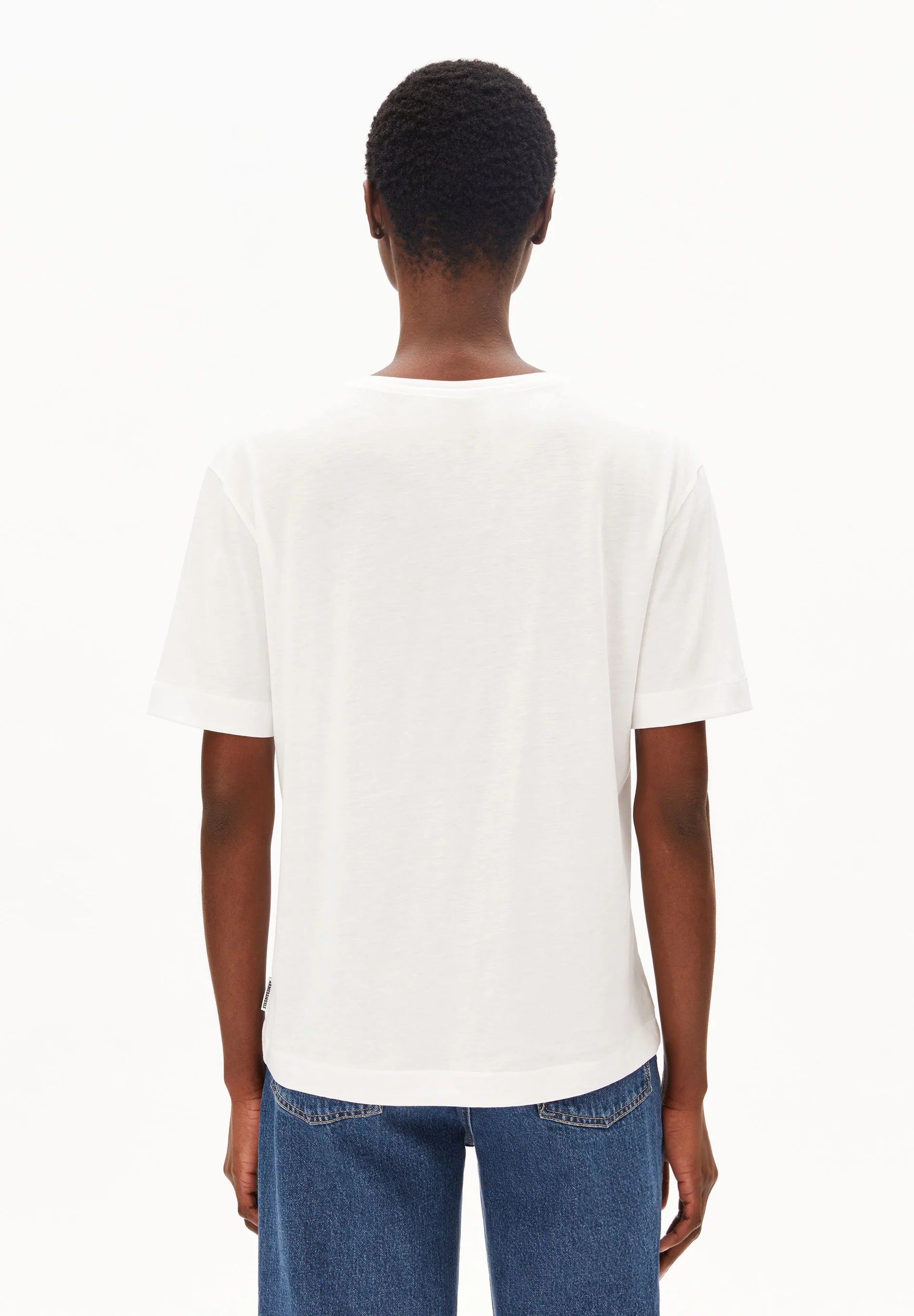 Armedangels - V-NECK T-SHIRT white - WERTE FREUNDE
