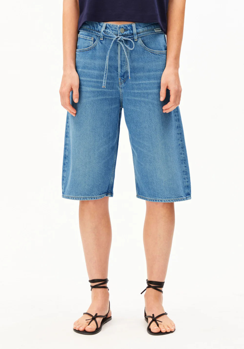 Armedangels - DAANY BAGGY DENIM SHORT laguna - WERTE FREUNDE