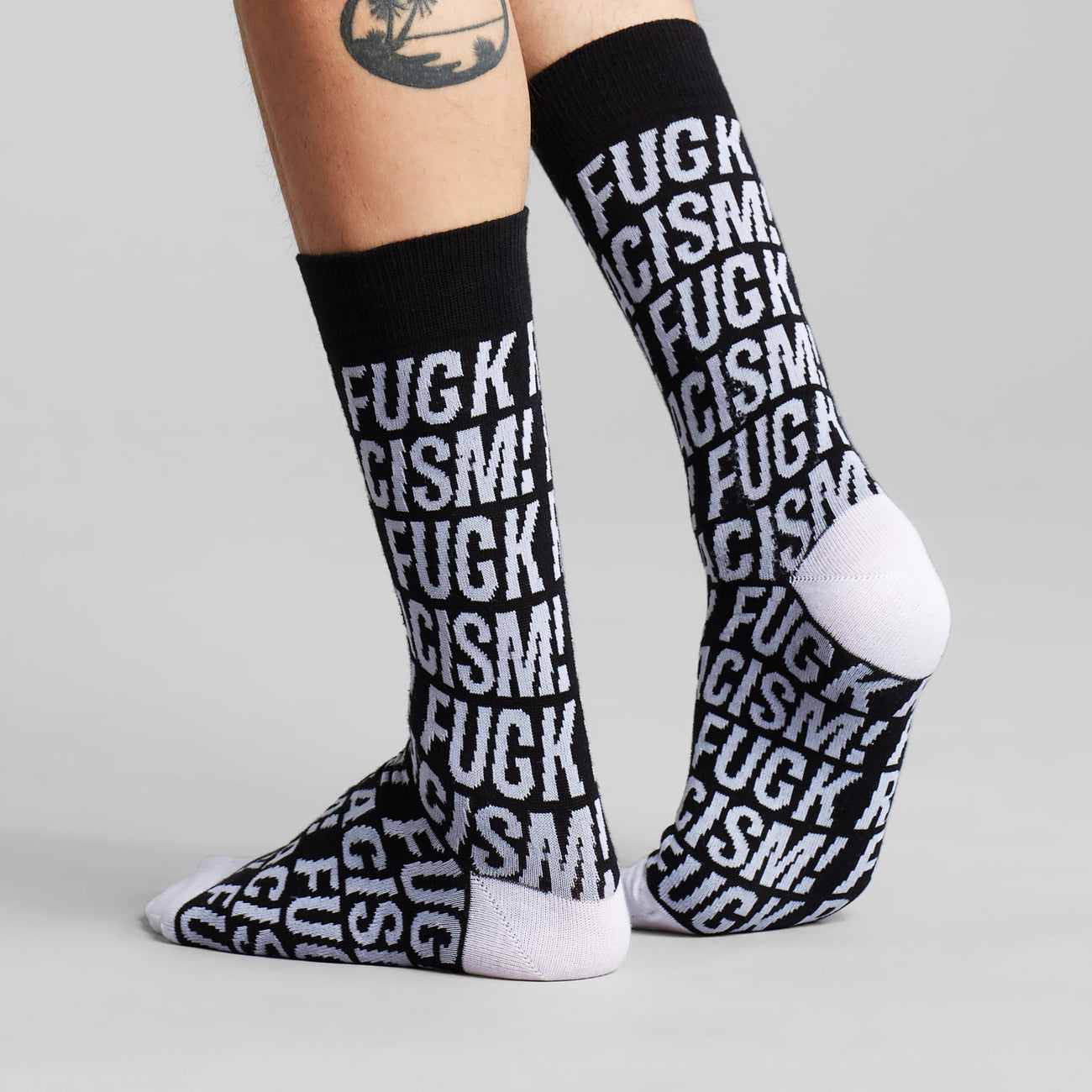 DEDICATED - Socks Sigtuna Fuck Racism Pattern Black