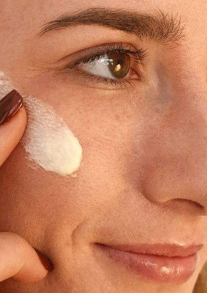 Living Nature - DAILY PROTECT LOTION SPF20 75ml