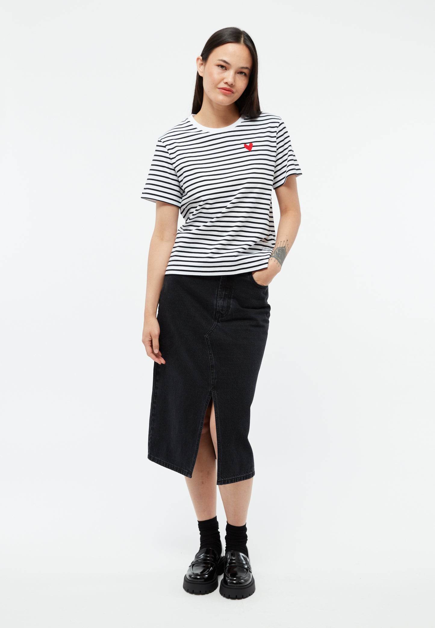 GIVN - GBJulia (Heart) T-Shirt Black / White (Stripes) - WERTE FREUNDE