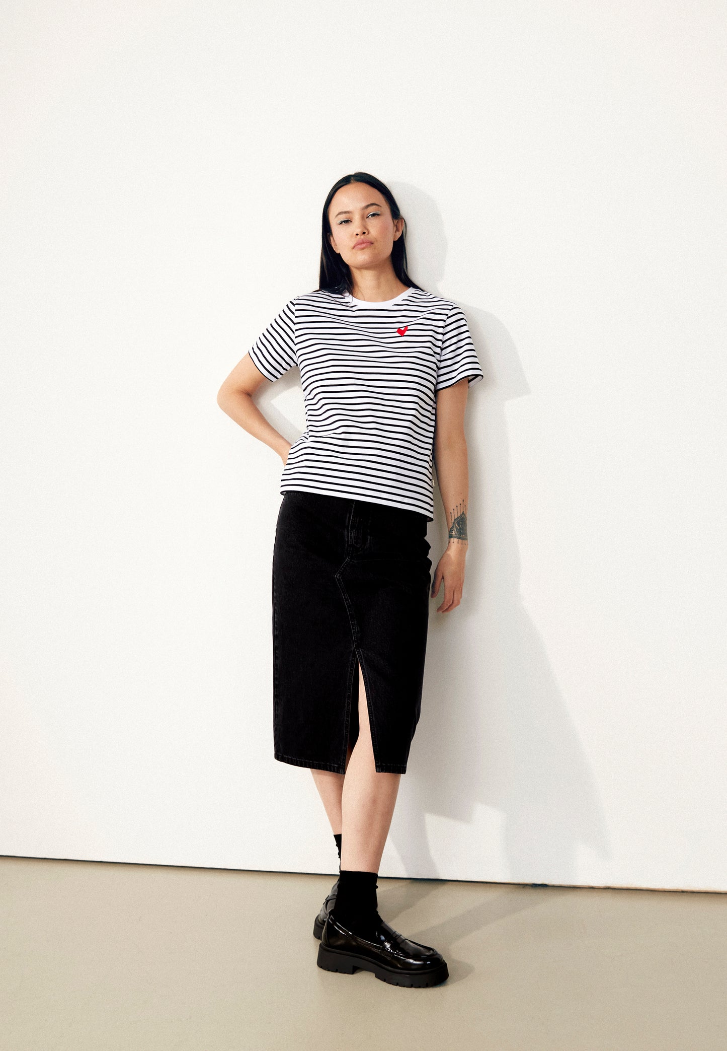 GIVN - GBJulia (Heart) T-Shirt Black / White (Stripes) - WERTE FREUNDE