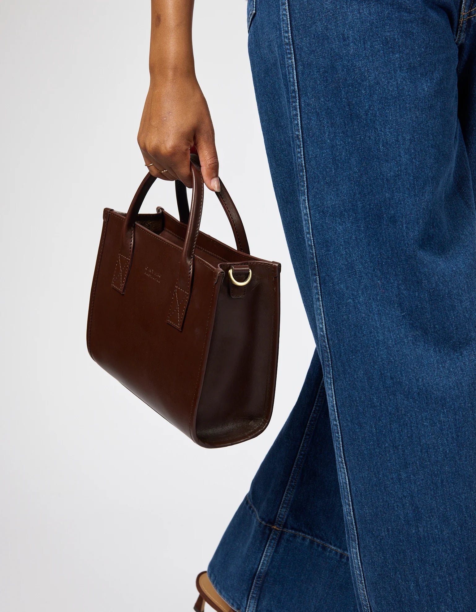 O MY BAG - Jackie Midi - Chocolate Classic Leather - WERTE FREUNDE