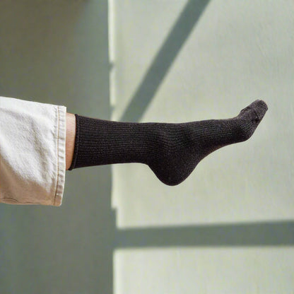 KLUE - Glitter Lurex Socken Schokoladen Dunkelbraun