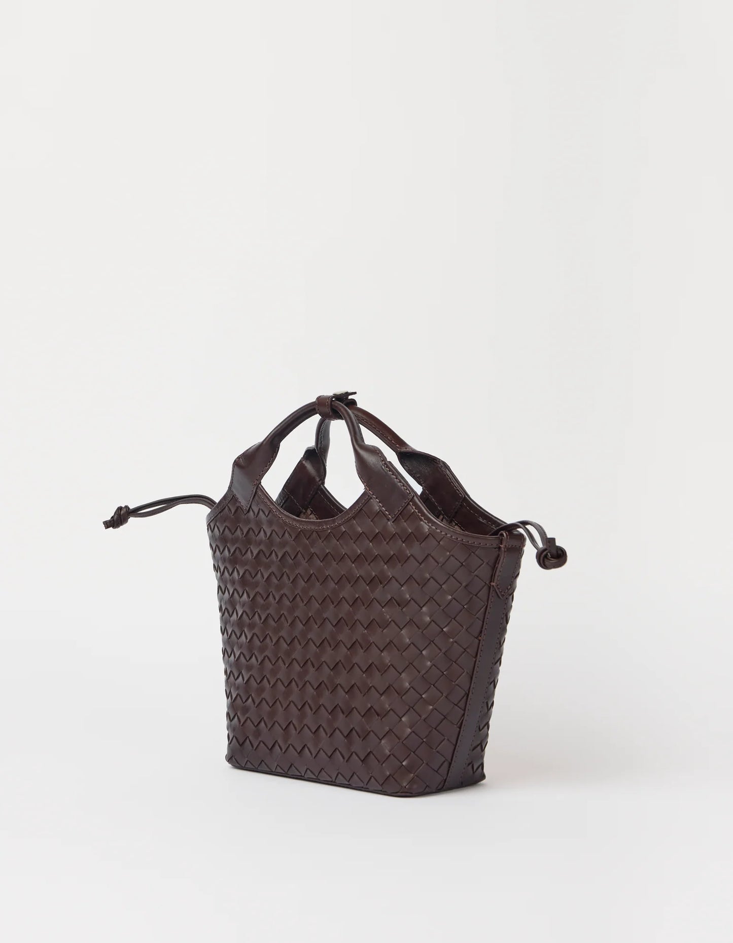 O MY BAG - Mara Midi Chocolate Woven Classic Leather - WERTE FREUNDE