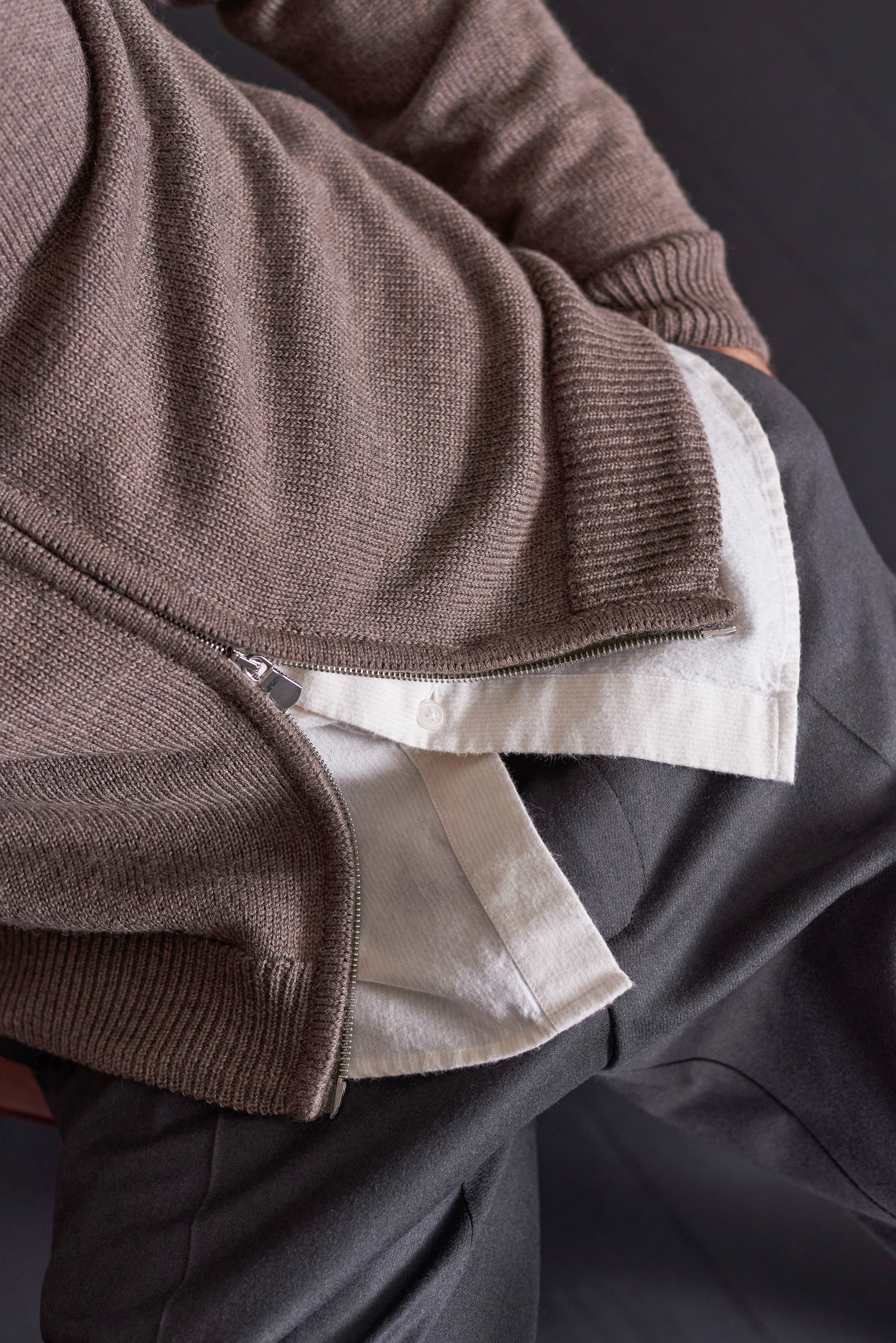 About Companions - PAUL cardigan melange taupe - WERTE FREUNDE