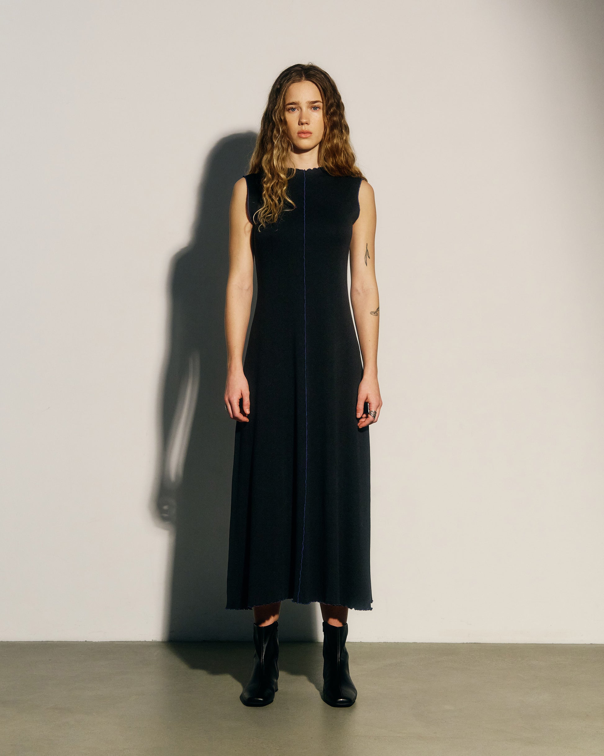 ROTHOLZ - Pin-Tucked Dress Organic Cotton True Black - WERTE FREUNDE