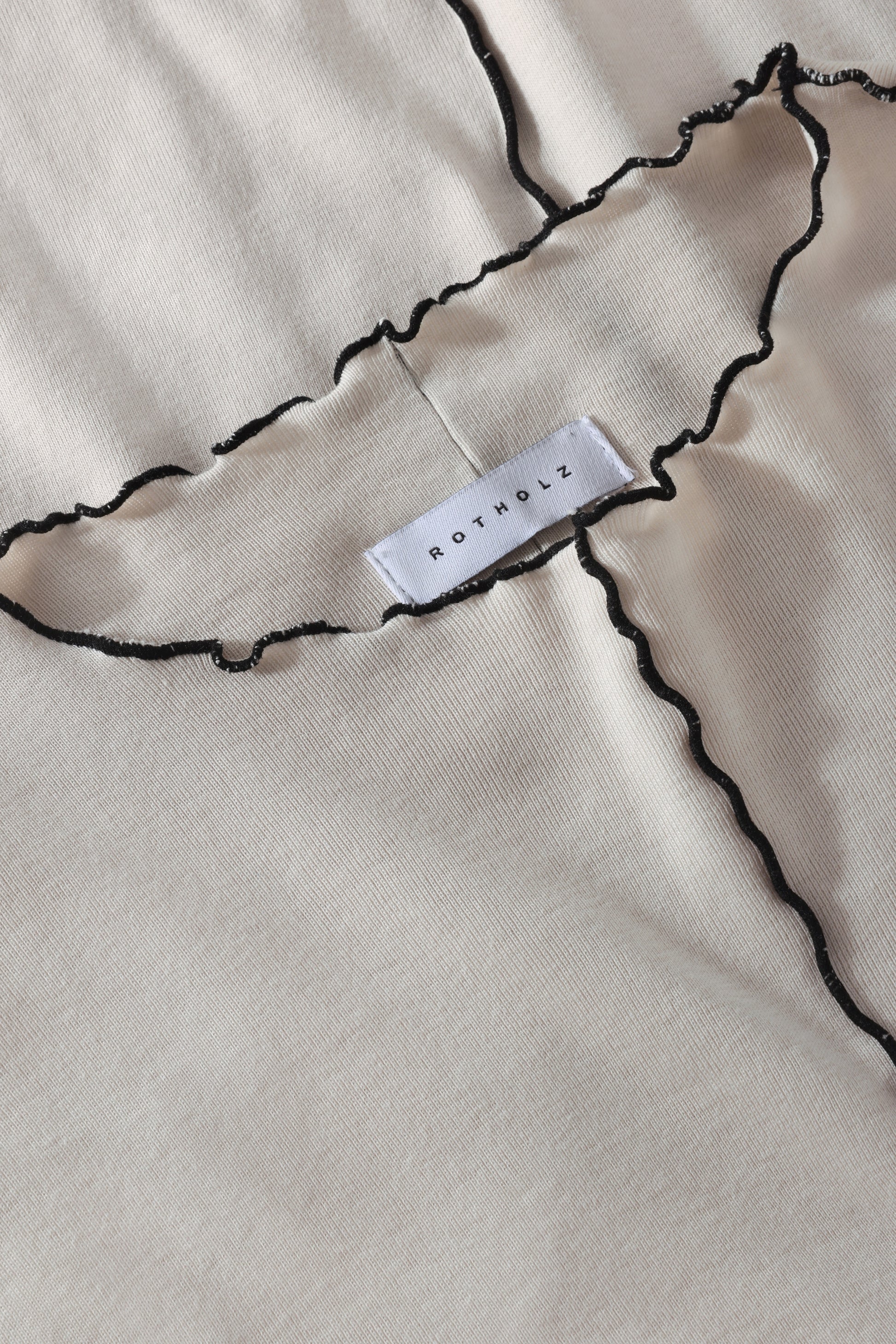 ROTHOLZ - Pin-Tucked Longsleeve Organic Cotton Nature White - WERTE FREUNDE