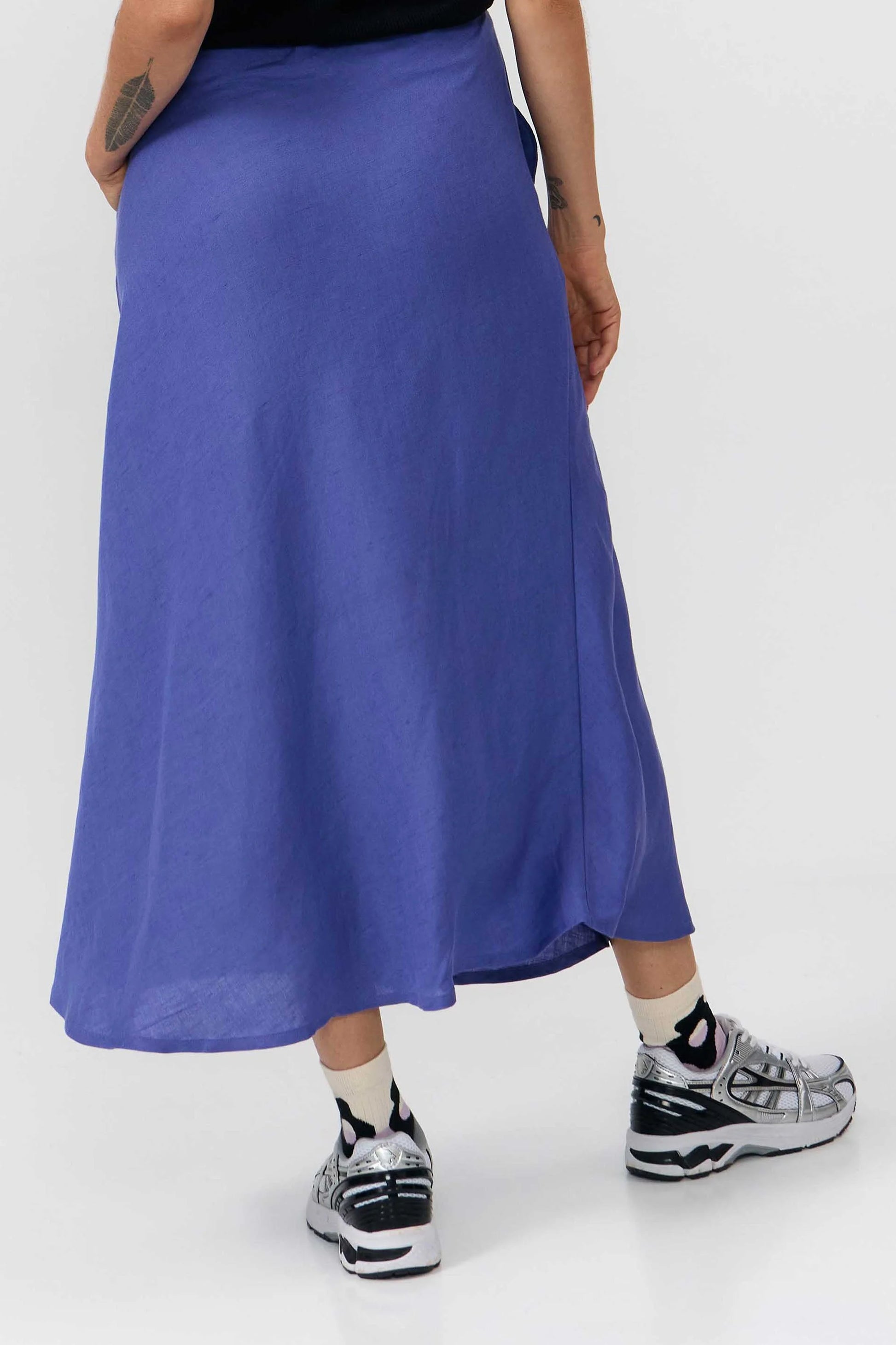 Suite 13 - BELEN SKIRT MID BLUE - WERTE FREUNDE
