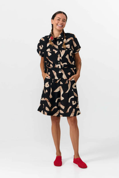 Suite 13 - AMUR SHIRT PRINT STONES BLACK - WERTE FREUNDE