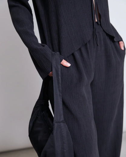 JAN N JUNE - HAVA Crinkle Pants black - WERTE FREUNDE